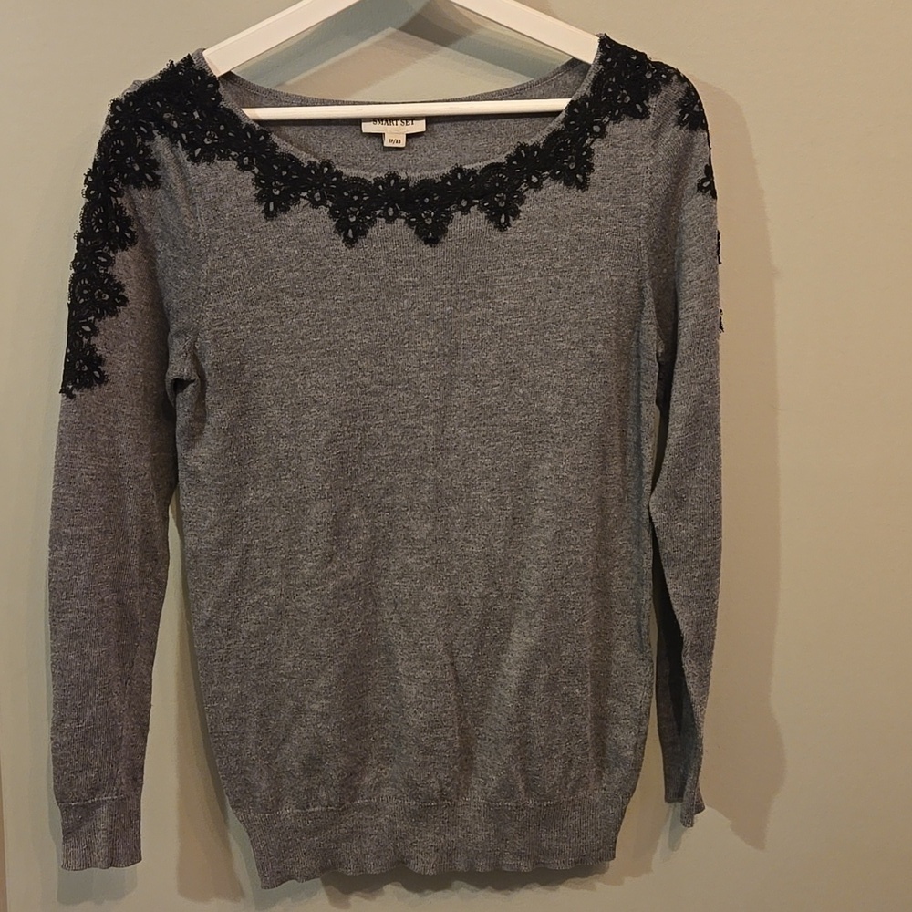 Smart Set Grey Sweater - Picture 2 of 3